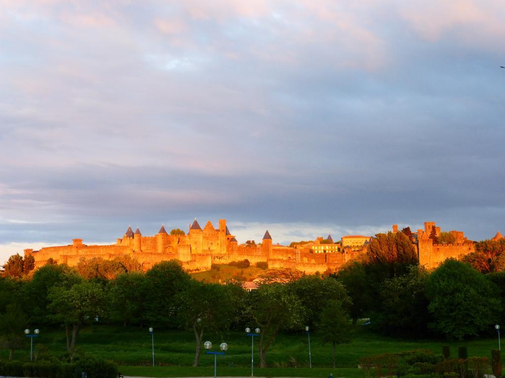 Maison Bellevue Bed & Breakfast Carcassonne Dış mekan fotoğraf